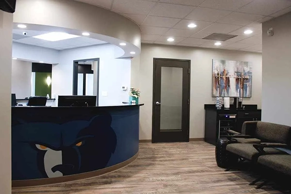 Jeffrey Ryu, DMD reception area